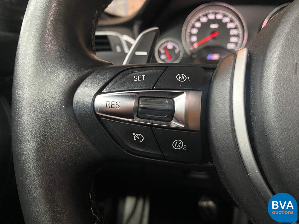 BMW M4 Coupé M-Sport 431 PS 4-Serie 2016.