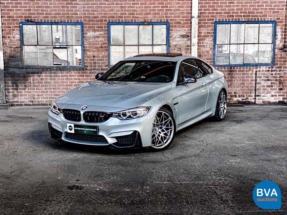 BMW M4 Coupé M-Sport 431 PS 4-Serie 2016.