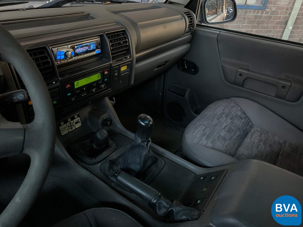Land Rover Discovery TD5 2.5 137 PS 2001, K-077-NG.