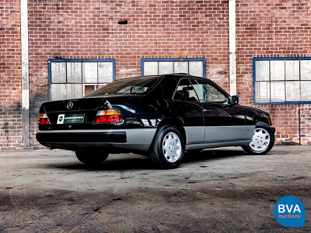 Mercedes-Benz 230 CE 136 PS 1988 -Org. NL-,TH-03-YS.