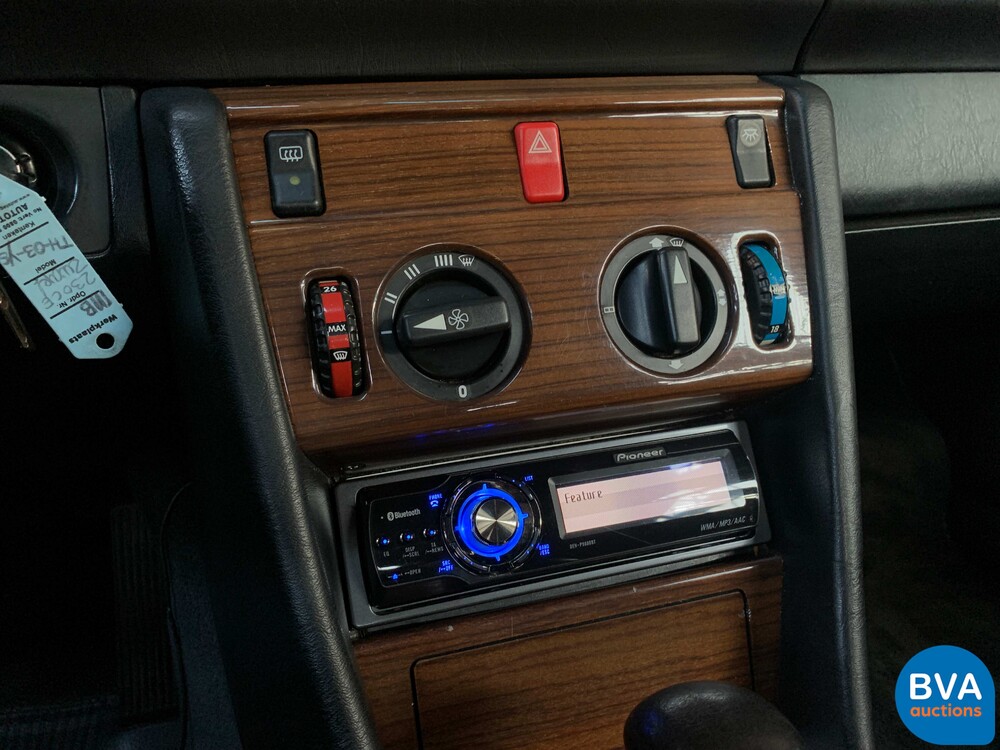 Mercedes-Benz 230 CE 136 PS 1988 -Org. NL-,TH-03-YS.