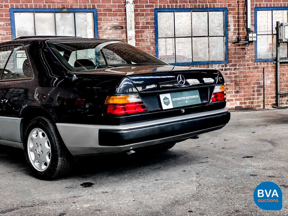 Mercedes-Benz 230 CE 136 PS 1988 -Org. NL-,TH-03-YS.