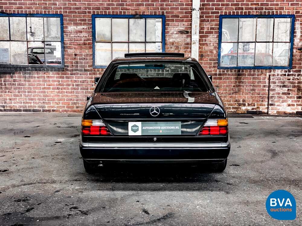 Mercedes-Benz 230 CE 136 PS 1988 -Org. NL-,TH-03-YS.