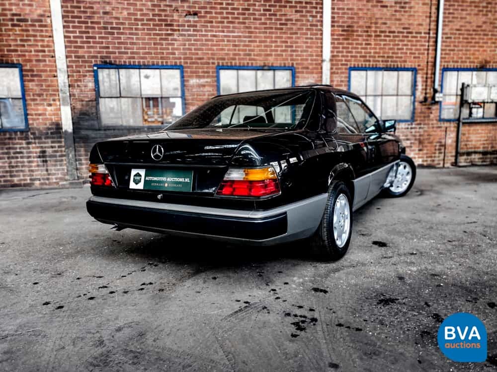 Mercedes-Benz 230 CE 136 PS 1988 -Org. NL-,TH-03-YS.