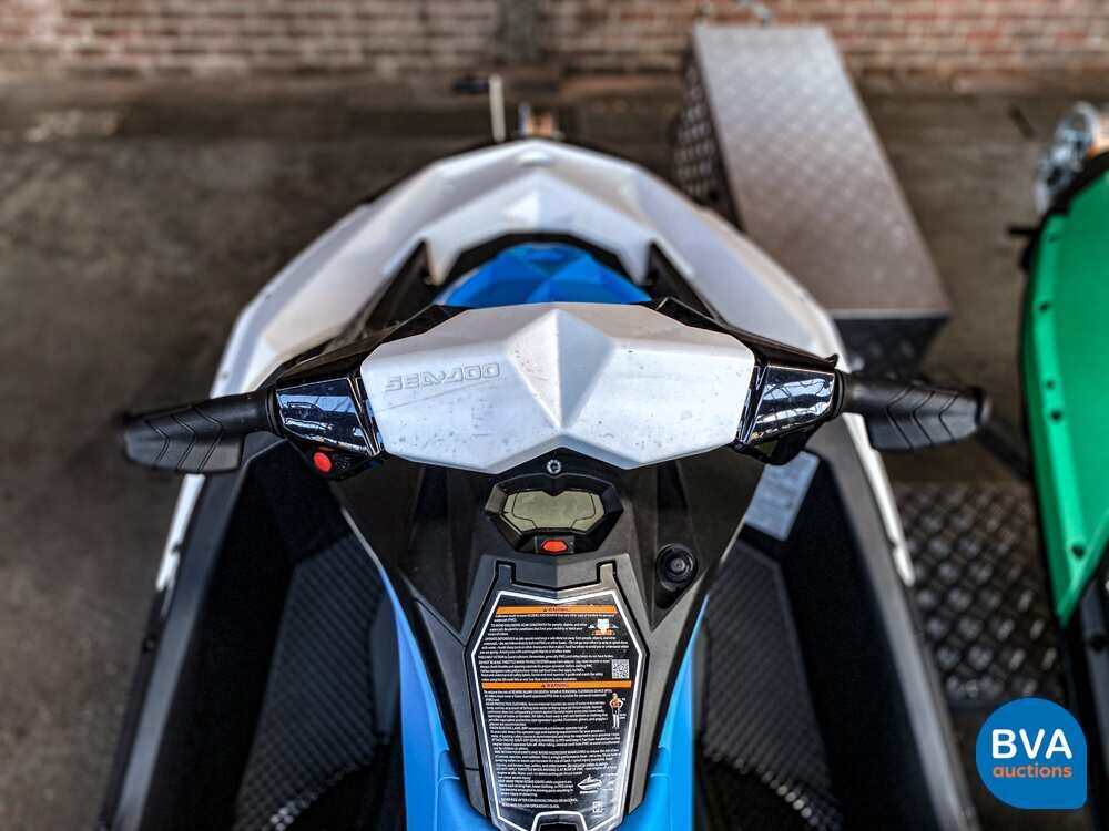 Seadoo Spark 2 bis 90 PS Wassermotorrad Sea-Doo 2019 Jetski.