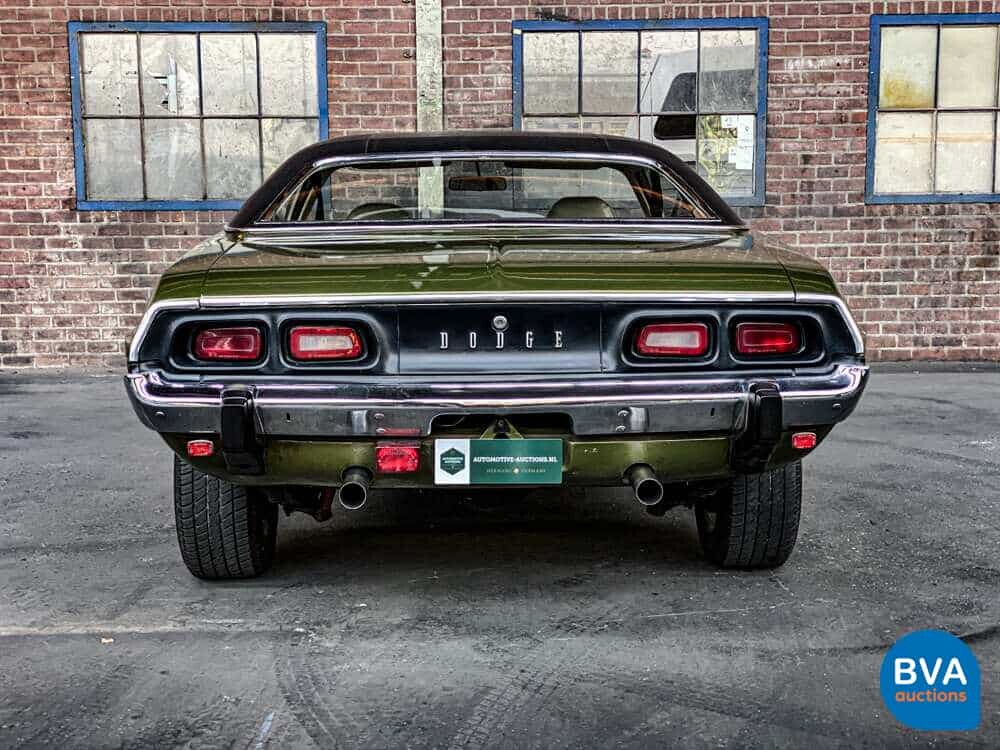 Dodge-Herausforderer 1974 5.2L V8.