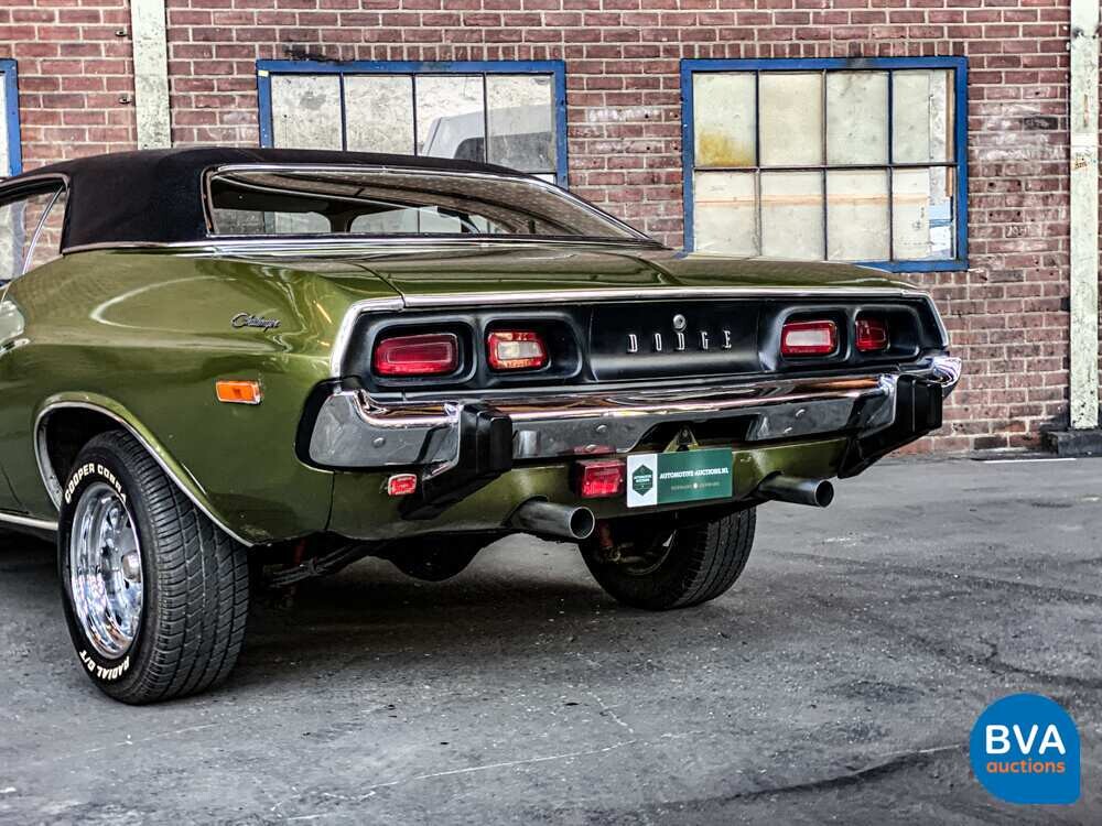 Dodge-Herausforderer 1974 5.2L V8.