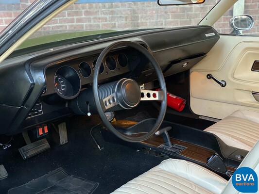 Dodge-Herausforderer 1974 5.2L V8.