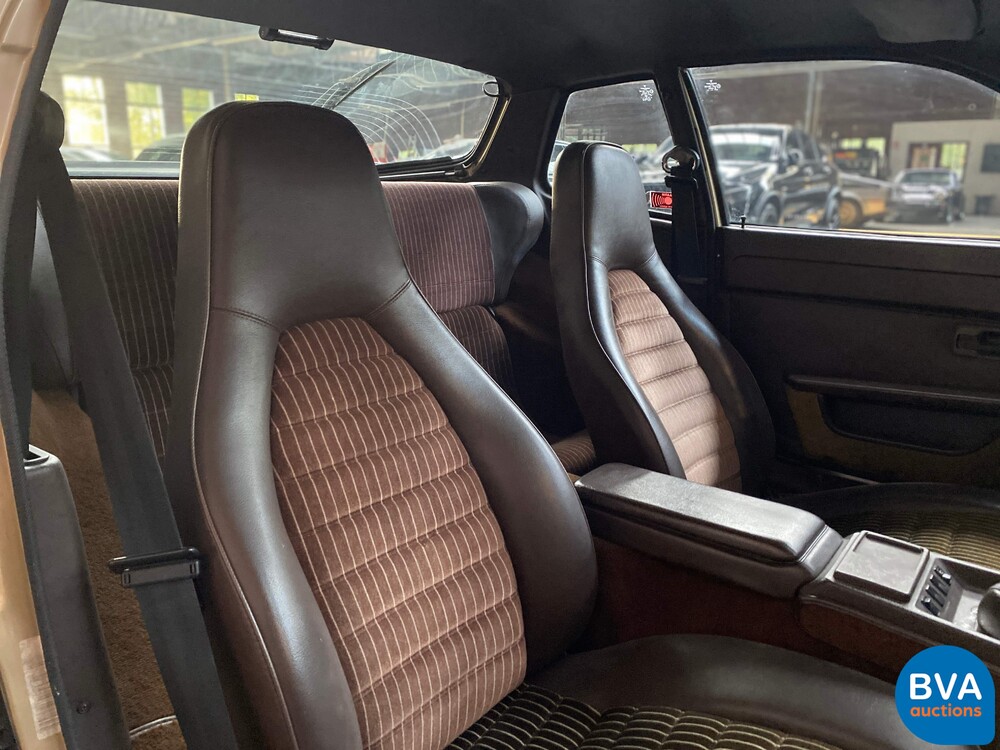 Porsche 944 2.5 Coupe 160 PS 1983, JY-49-XL.