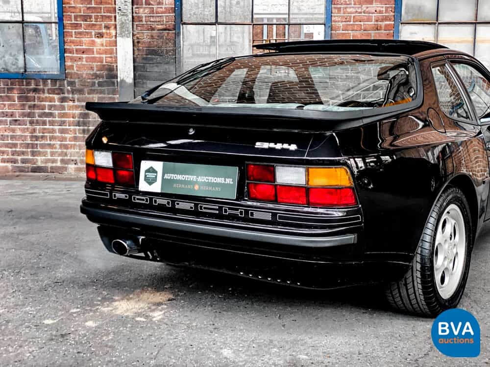 Porsche 944 2.5 Coupe 160PS 1987 -Org. NL-, SP-57-RH.