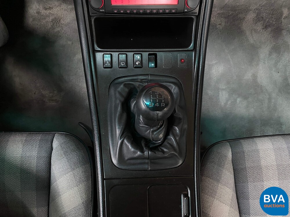 Porsche 944 2.5 Coupe 160PS 1987 -Org. NL-, SP-57-RH.