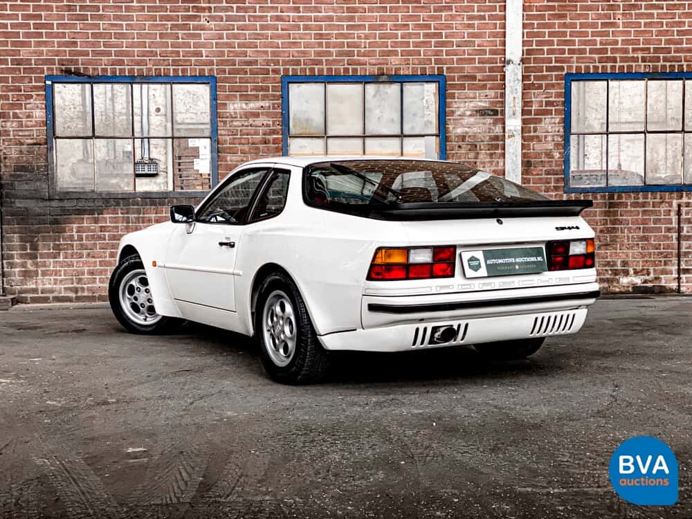 Porsche 944 2.5 Coupe 160PS 1989 -Org. NL-, XD-82-GY.