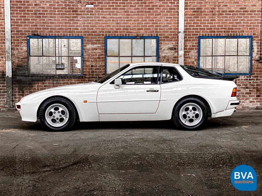 Porsche 944 2.5 Coupe 160PS 1989 -Org. NL-, XD-82-GY.
