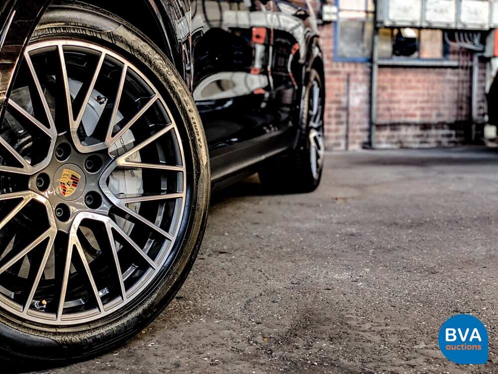 Porsche Cayenne S SportChrono 2.9 V6 441 PS 2018 Org.-Nr. NL-NW-MODELL, RT-808-G.