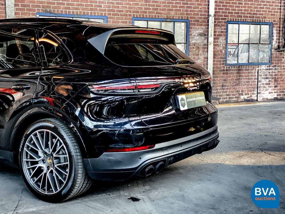 Porsche Cayenne S SportChrono 2.9 V6 441 PS 2018 Org.-Nr. NL-NW-MODELL, RT-808-G.