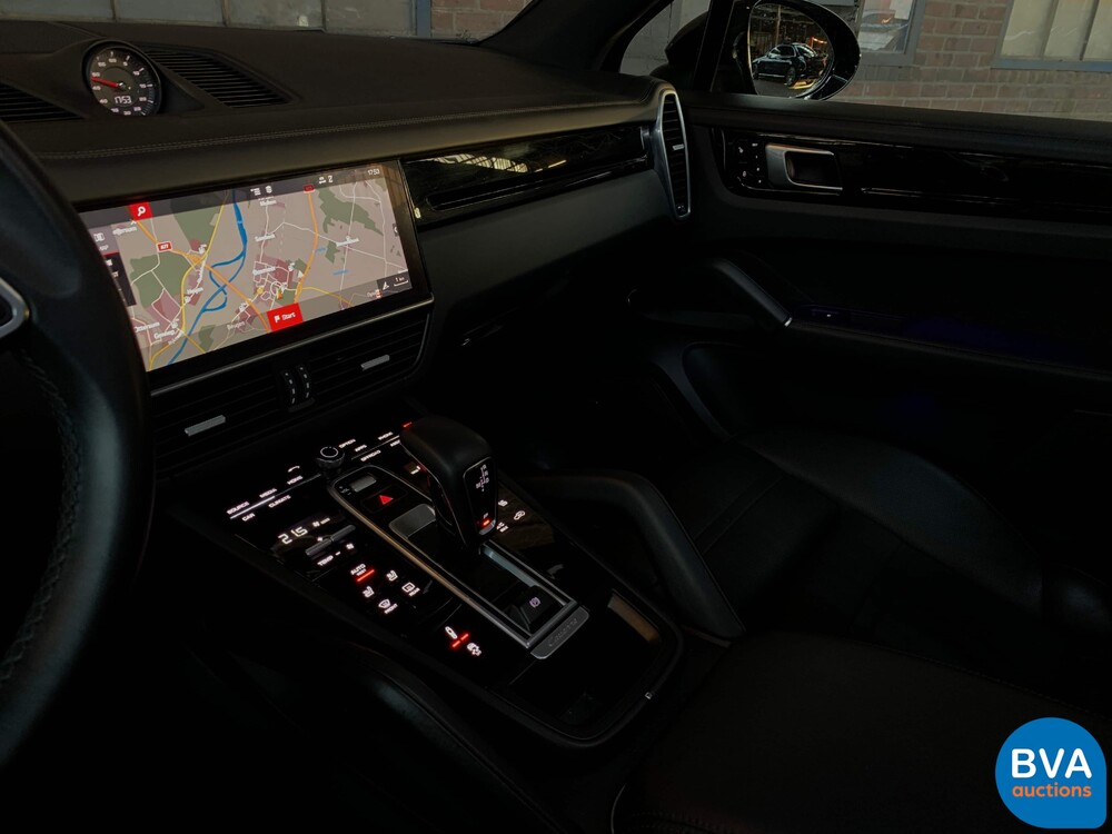 Porsche Cayenne S SportChrono 2.9 V6 441 PS 2018 Org.-Nr. NL-NW-MODELL, RT-808-G.