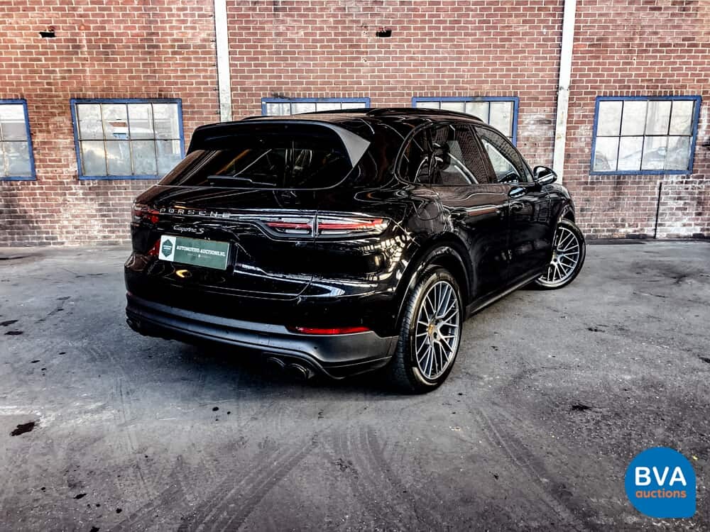 Porsche Cayenne S SportChrono 2.9 V6 441 PS 2018 Org.-Nr. NL-NW-MODELL, RT-808-G.