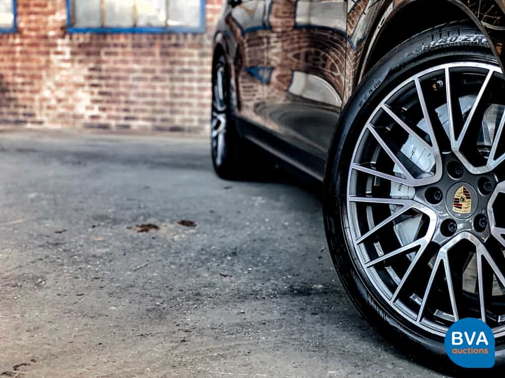 Porsche Cayenne S SportChrono 2.9 V6 441 PS 2018 Org.-Nr. NL-NW-MODELL, RT-808-G.
