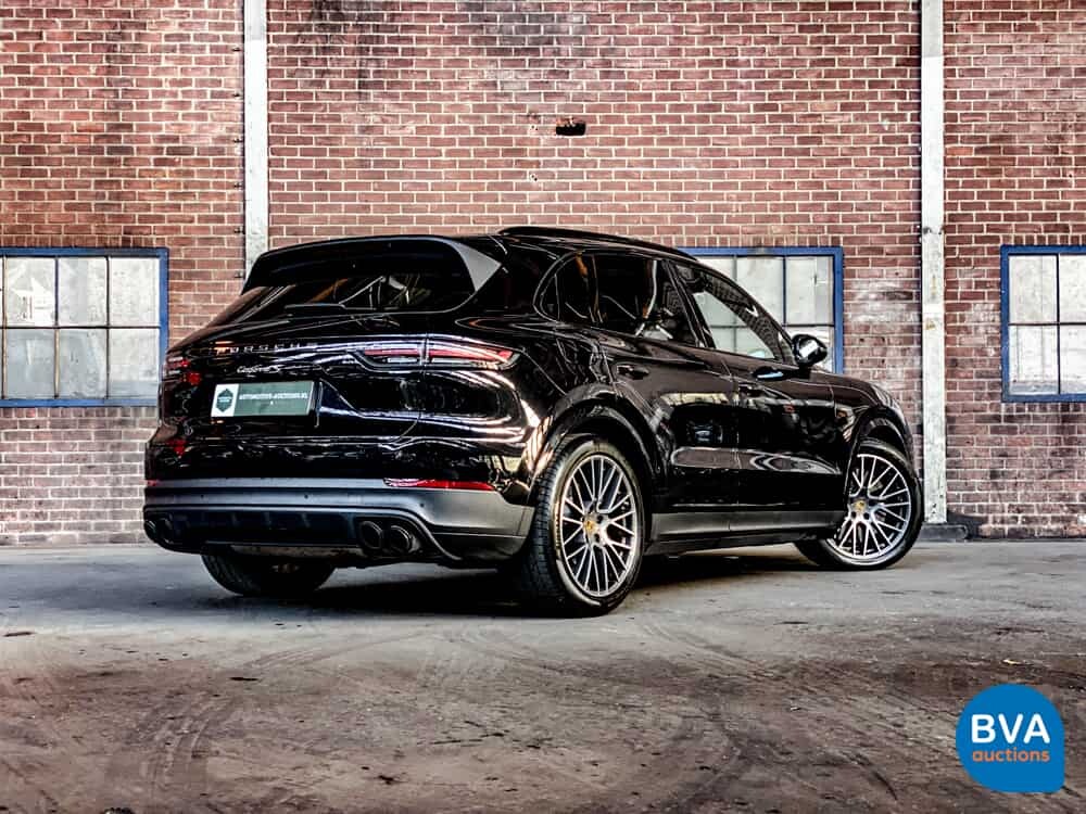 Porsche Cayenne S SportChrono 2.9 V6 441 PS 2018 Org.-Nr. NL-NW-MODELL, RT-808-G.