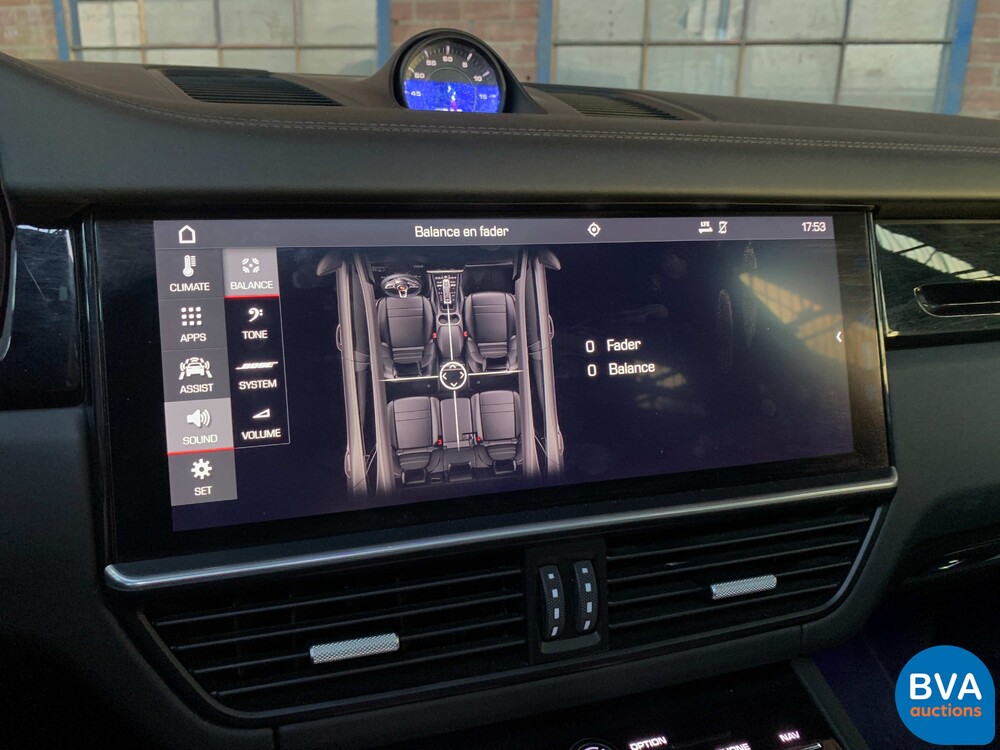 Porsche Cayenne S SportChrono 2.9 V6 441 PS 2018 Org.-Nr. NL-NW-MODELL, RT-808-G.