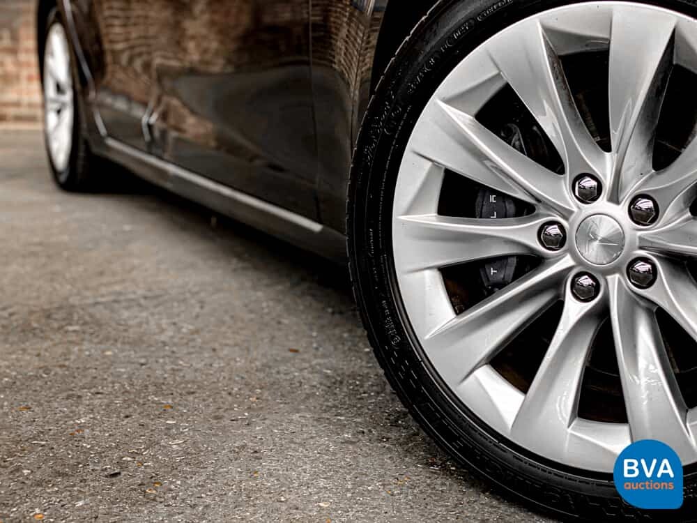 Tesla Model S 75D Base 333 PS 2018 -Org NL- FACELIFT, TV-716-L.