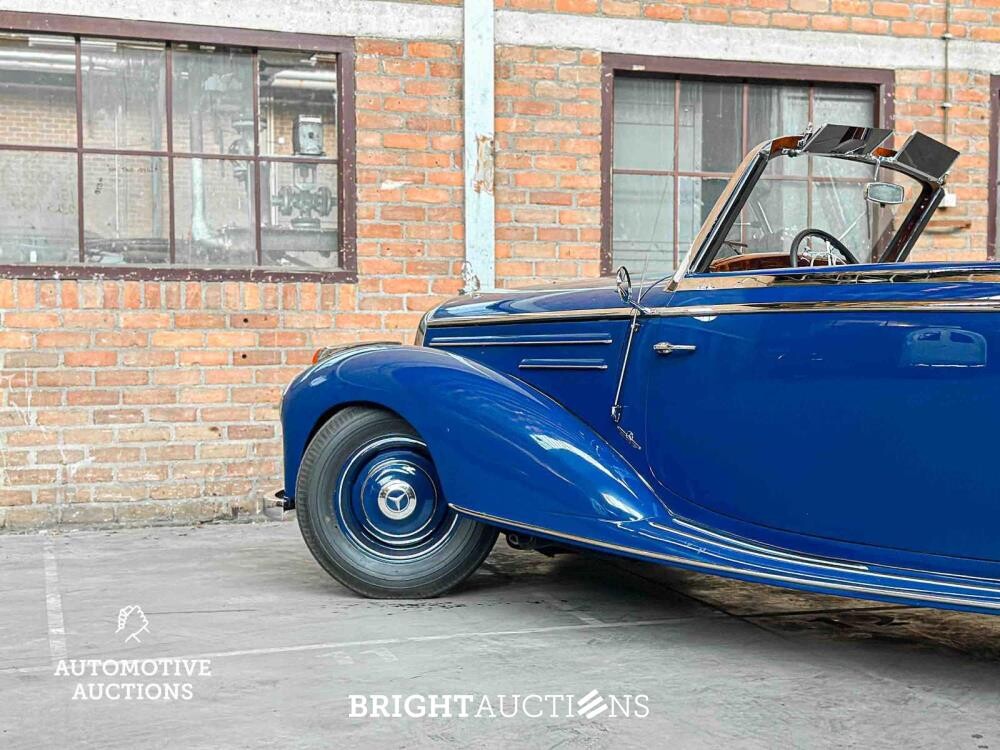 Mercedes-Benz 220 A Cabriolet W187 1951, DR-27-11