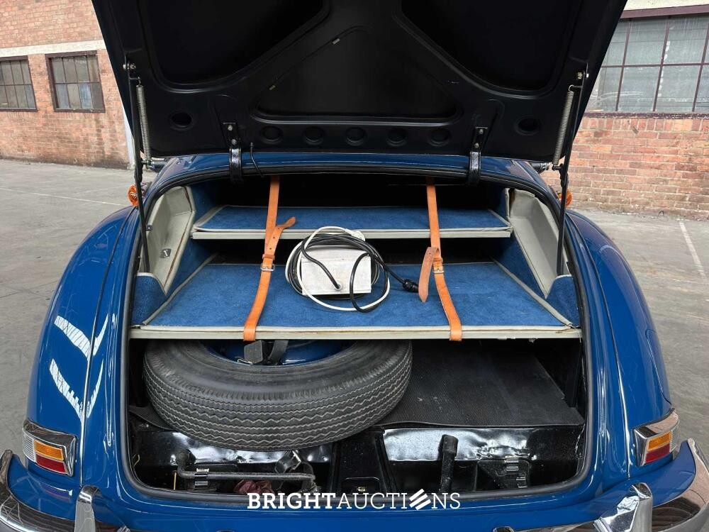 Mercedes-Benz 220 A Cabriolet W187 1951, DR-27-11