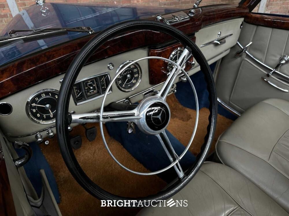 Mercedes-Benz 220 A Cabriolet W187 1951, DR-27-11