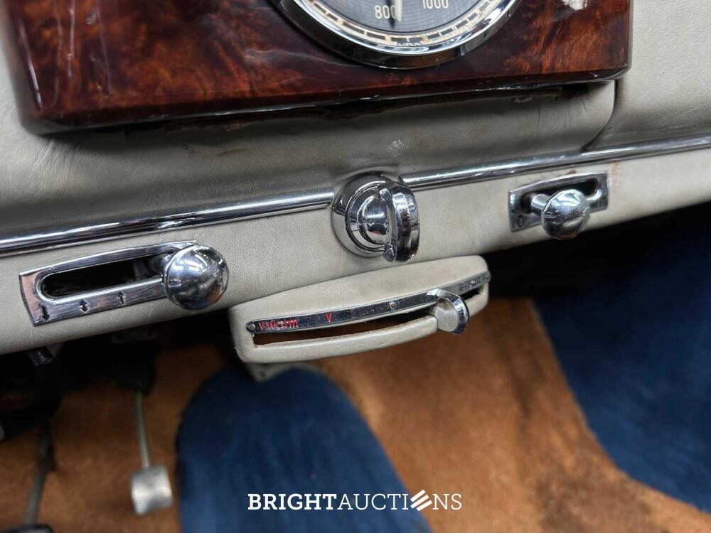 Mercedes-Benz 220 A Cabriolet W187 1951, DR-27-11