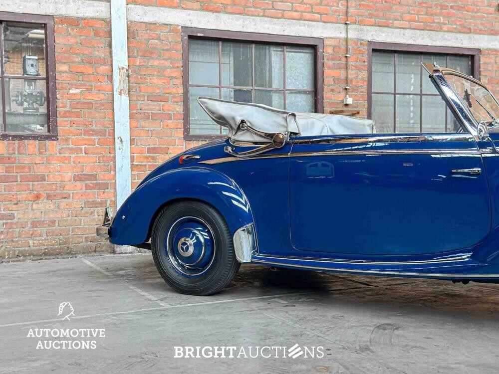 Mercedes-Benz 220 A Cabriolet W187 1951, DR-27-11