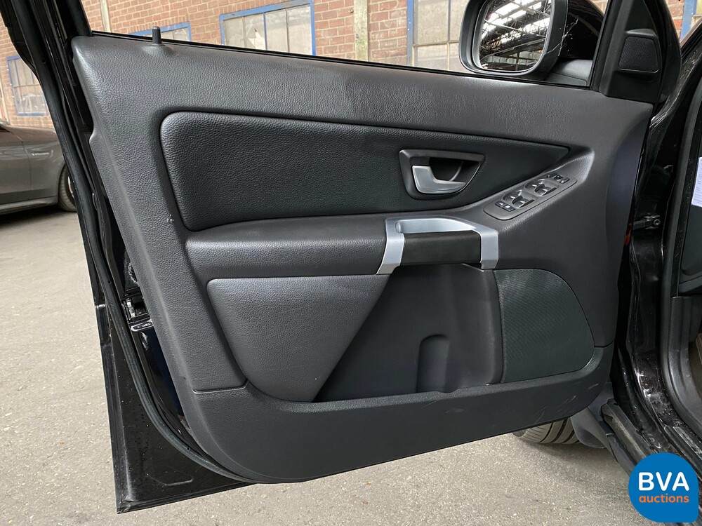 Volvo XC90 2.4 D5 Limited Edition 7-persoons 200pk 2011 -Org NL-, 46-SJJ-8