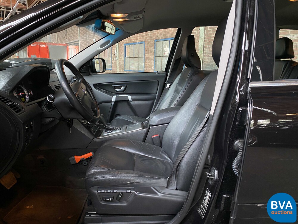 Volvo XC90 2.4 D5 Limited Edition 7-persoons 200pk 2011 -Org NL-, 46-SJJ-8