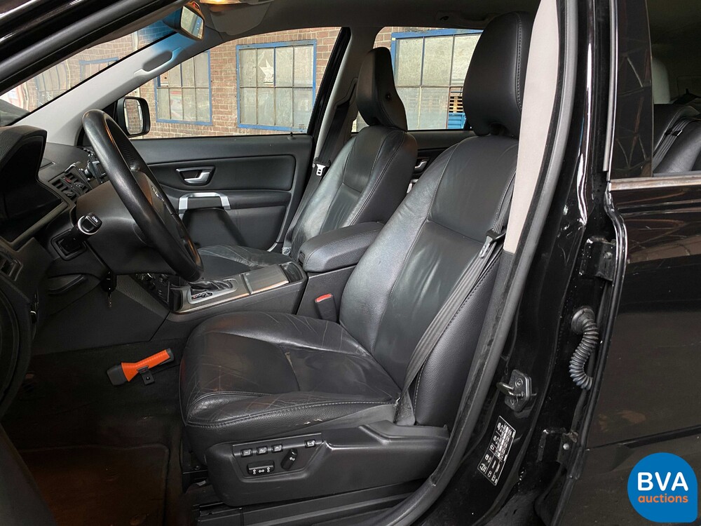 Volvo XC90 2.4 D5 Limited Edition 7-persoons 200pk 2011 -Org NL-, 46-SJJ-8