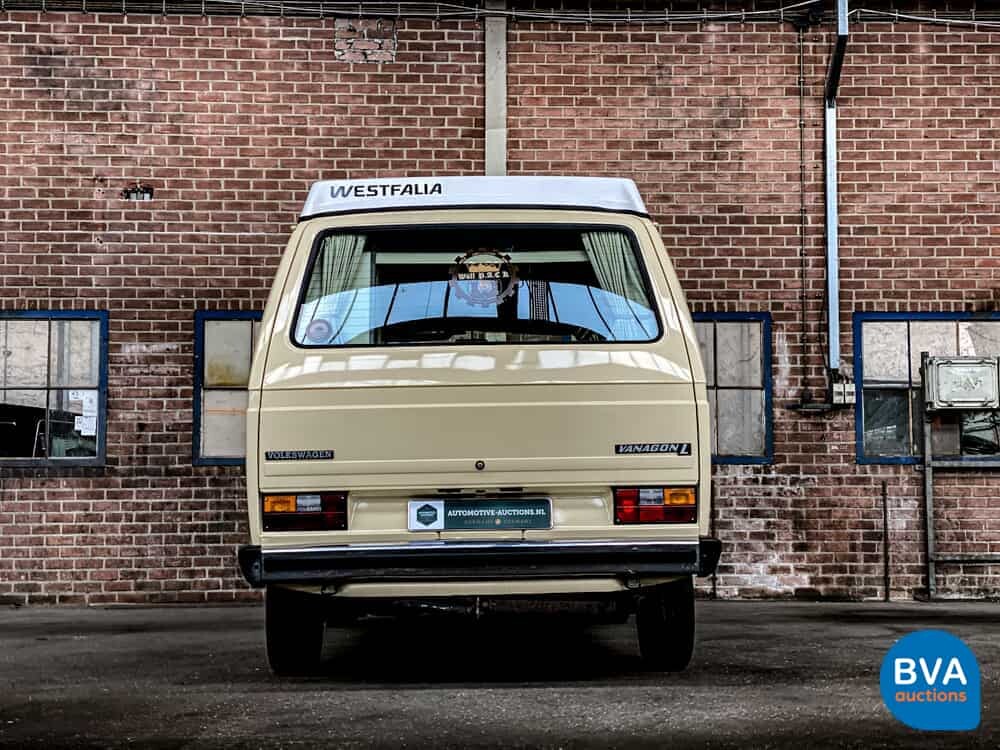 Volkswagen T3 Westfalia Camper Transporter 1982, J-680-JT.