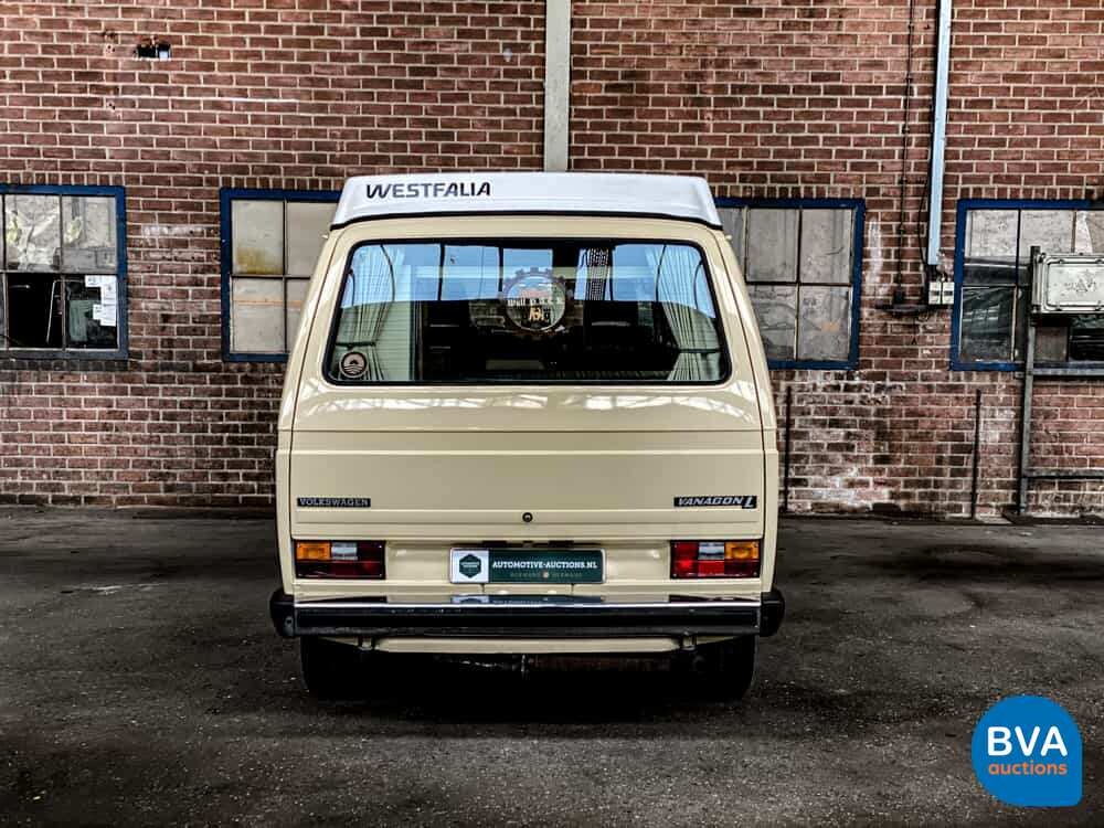 Volkswagen T3 Westfalia Camper Transporter 1982, J-680-JT.