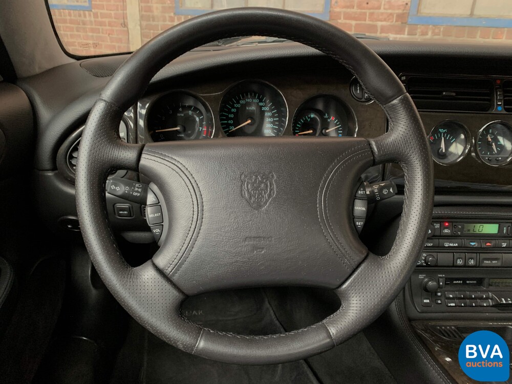 Jaguar XK8 4.0 V8 Coupé 294pk 1997, 29-HK-KP