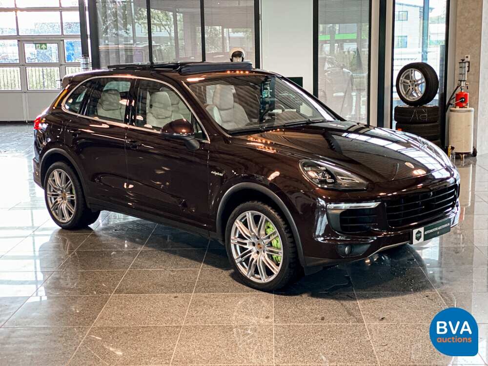 Porsche Cayenne 3.0 S E-Hybrid 462pk Plug-In Hybrid 2015 -Original NL-, GK-506-R.