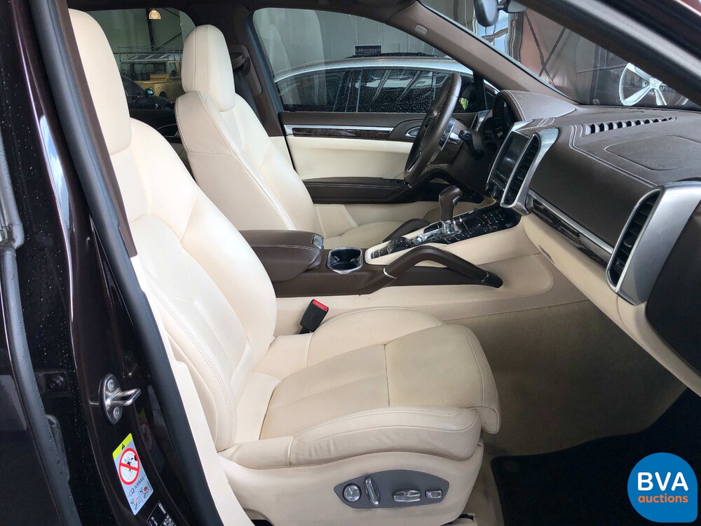 Porsche Cayenne 3.0 S E-Hybrid 462pk Plug-In Hybrid 2015 -Original NL-, GK-506-R.