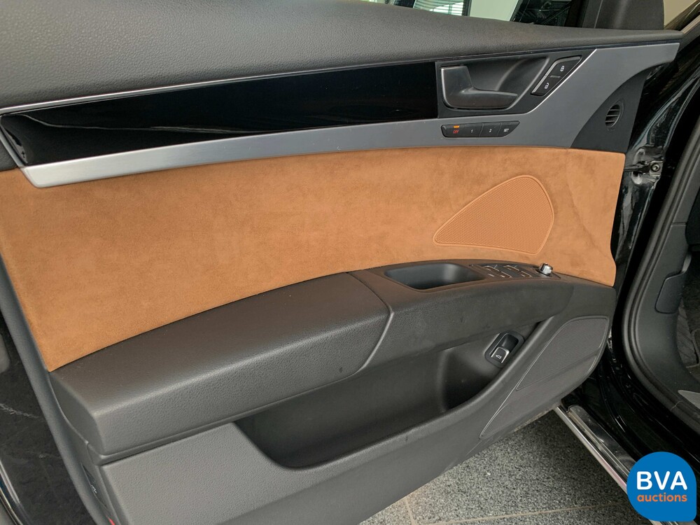 Audi A8 3.0 TDI Quattro 262pk 2017 -Org NL- FACELIFT, NV-472-X