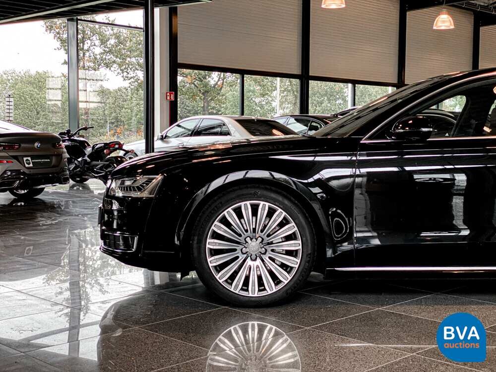 Audi A8 3.0 TDI Quattro 262pk 2017 -Org NL- FACELIFT, NV-472-X