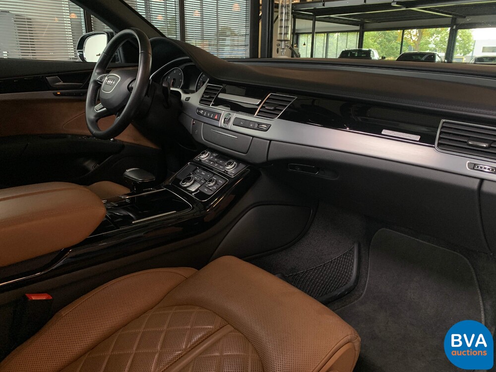 Audi A8 3.0 TDI Quattro 262pk 2017 -Org NL- FACELIFT, NV-472-X