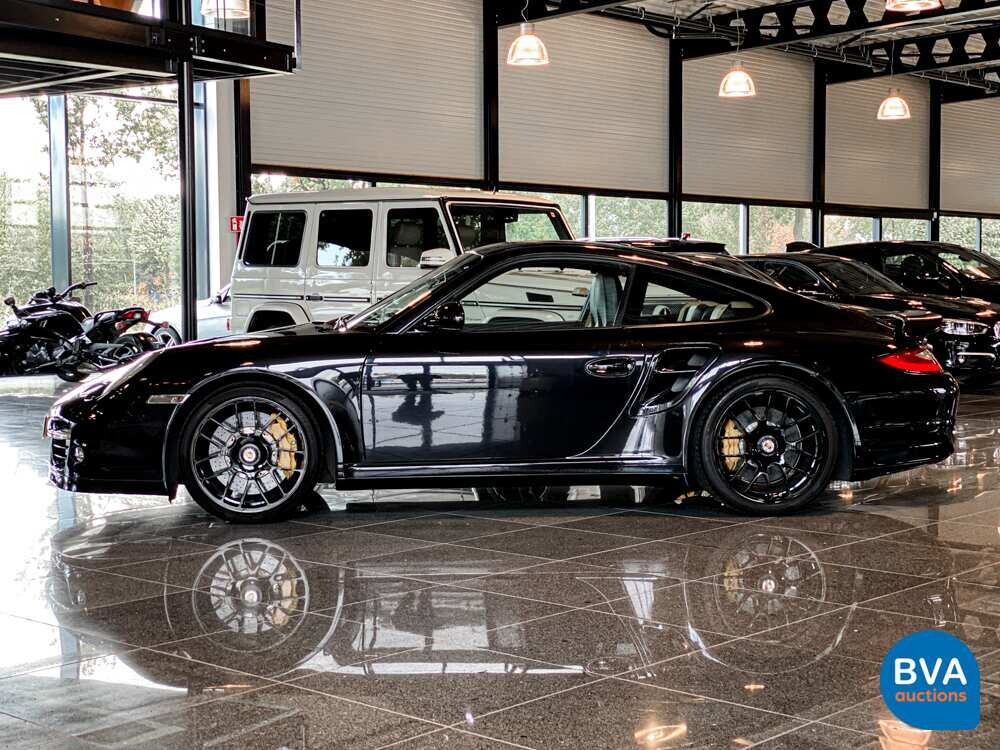 Porsche 9113.8 Turbo S Sportchrono 530 PS 2010, SN-842-Z.