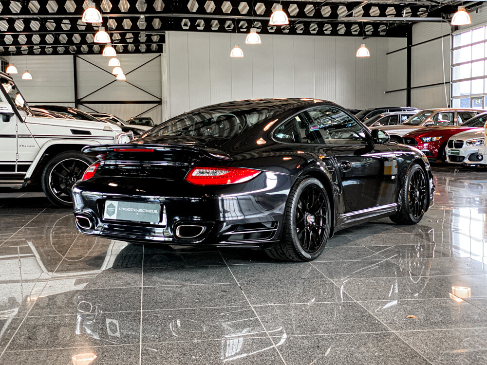 Porsche 9113.8 Turbo S Sportchrono 530 PS 2010, SN-842-Z.