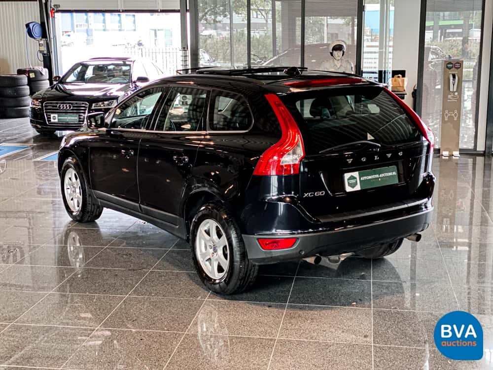 Volvo XC60 2.0 T5 Momentum 241pk 2011 -Org NL-, 81-PZG-6