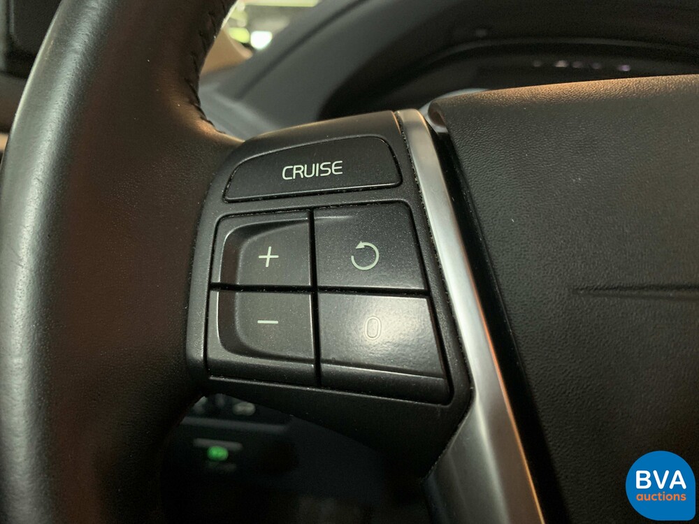 Volvo XC60 2.0 T5 Momentum 241pk 2011 -Org NL-, 81-PZG-6