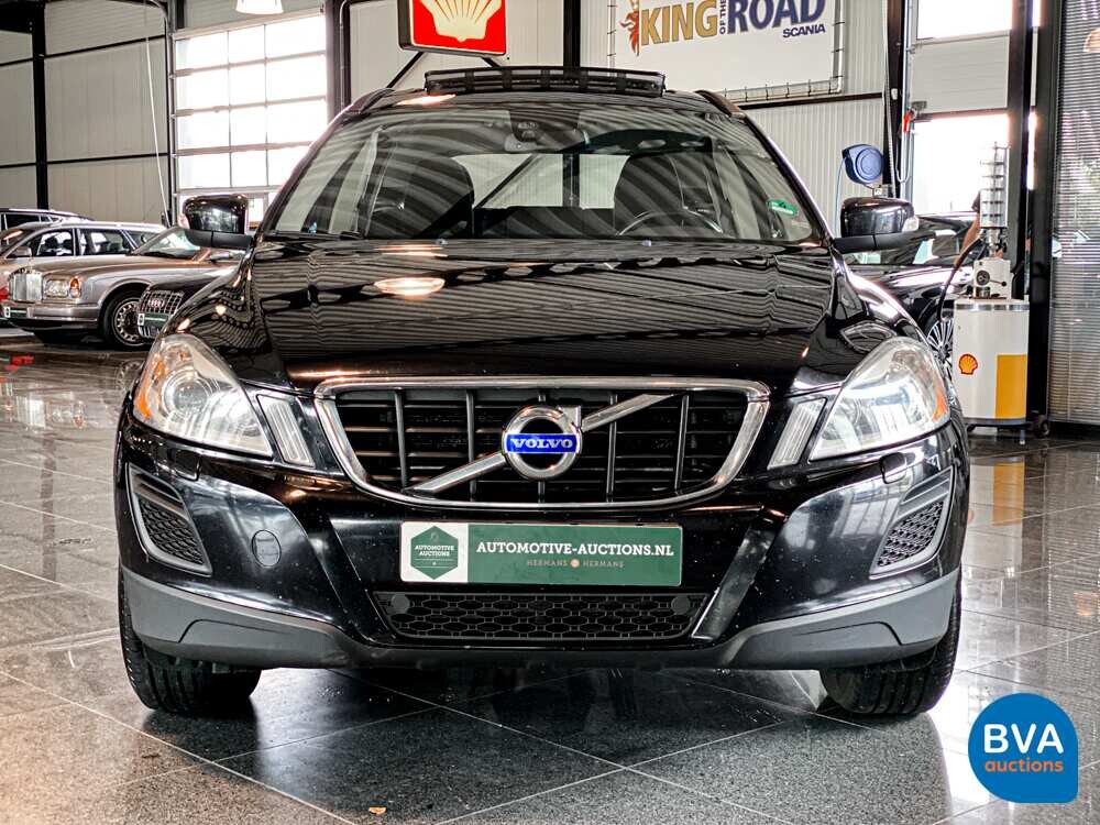 Volvo XC60 2.0 T5 Momentum 241pk 2011 -Org NL-, 81-PZG-6