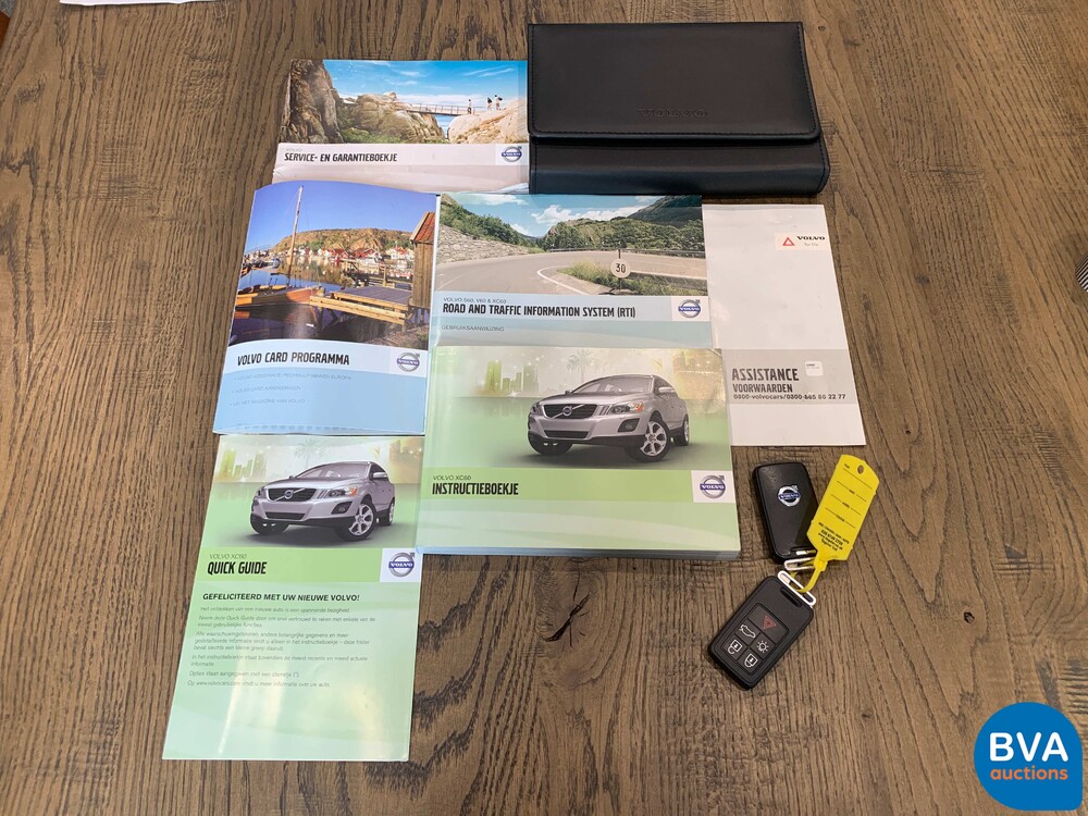 Volvo XC60 2.0 T5 Momentum 241pk 2011 -Org NL-, 81-PZG-6