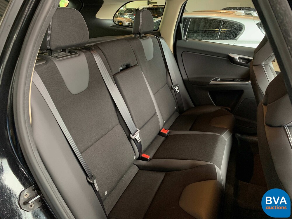 Volvo XC60 2.0 T5 Momentum 241pk 2011 -Org NL-, 81-PZG-6