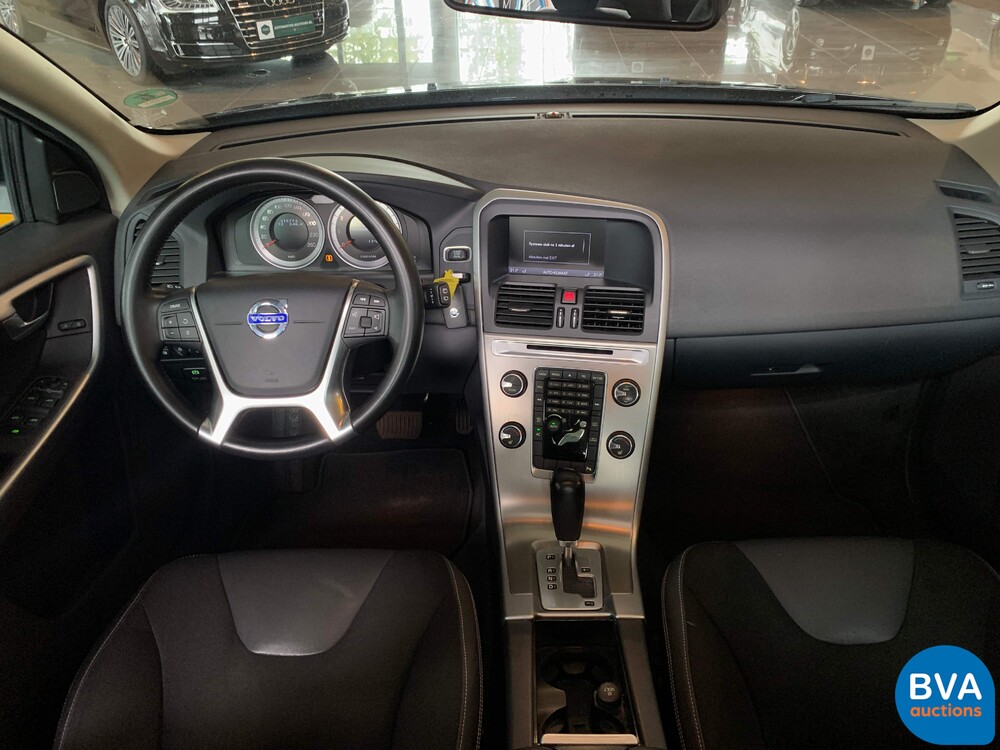 Volvo XC60 2.0 T5 Momentum 241pk 2011 -Org NL-, 81-PZG-6