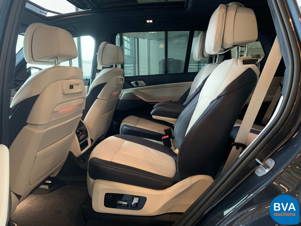 BMW X7 xDrive 30d High Executive 265PS 2019, ZT-686-J.